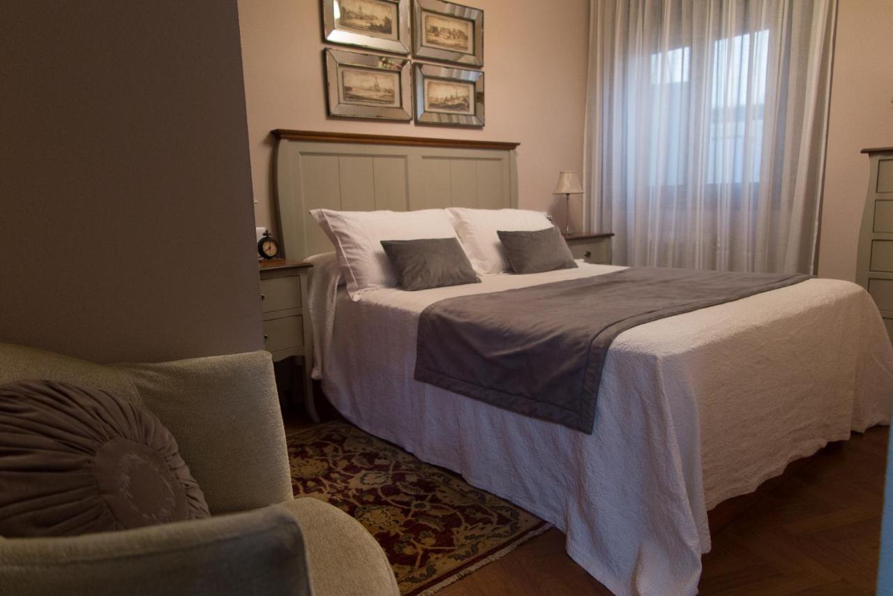 Galiciaguesthome Avenida Vigo 62 ปอนเตเบดรา ภายนอก รูปภาพ