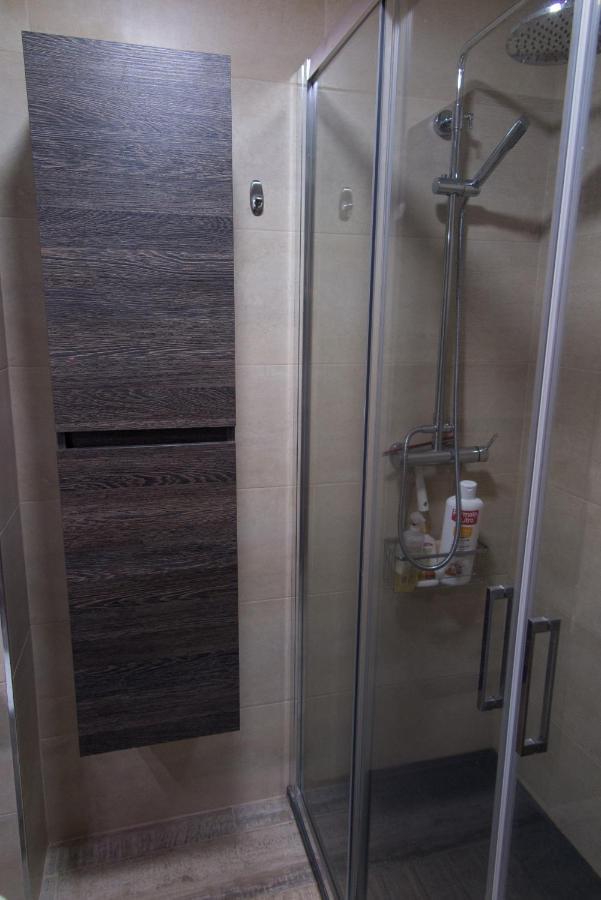 Galiciaguesthome Avenida Vigo 62 ปอนเตเบดรา ภายนอก รูปภาพ