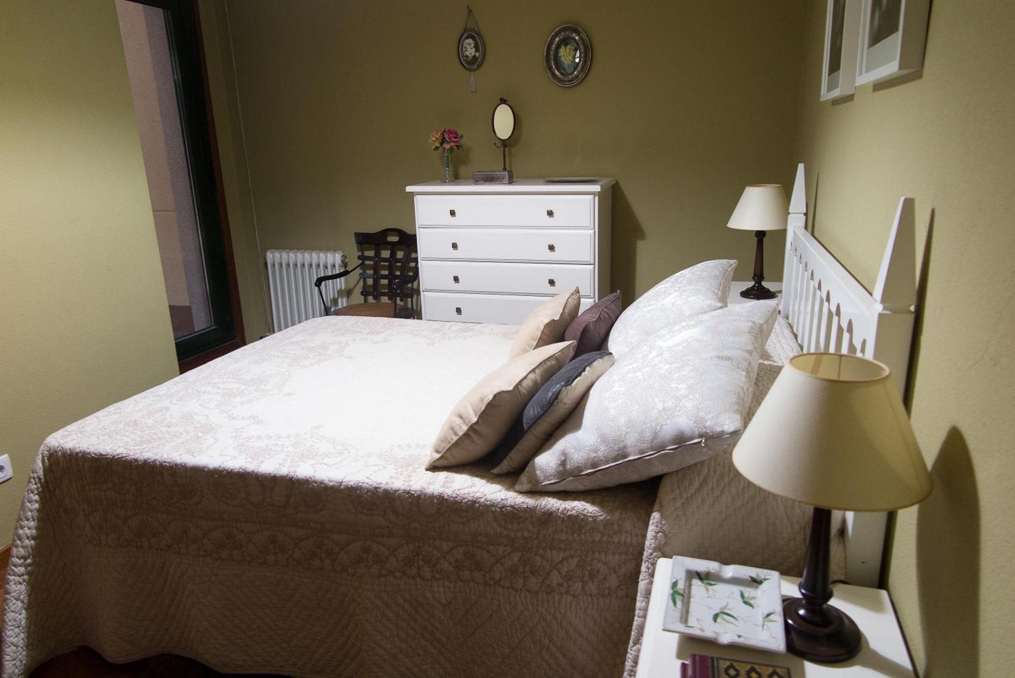 Galiciaguesthome Avenida Vigo 62 ปอนเตเบดรา ภายนอก รูปภาพ